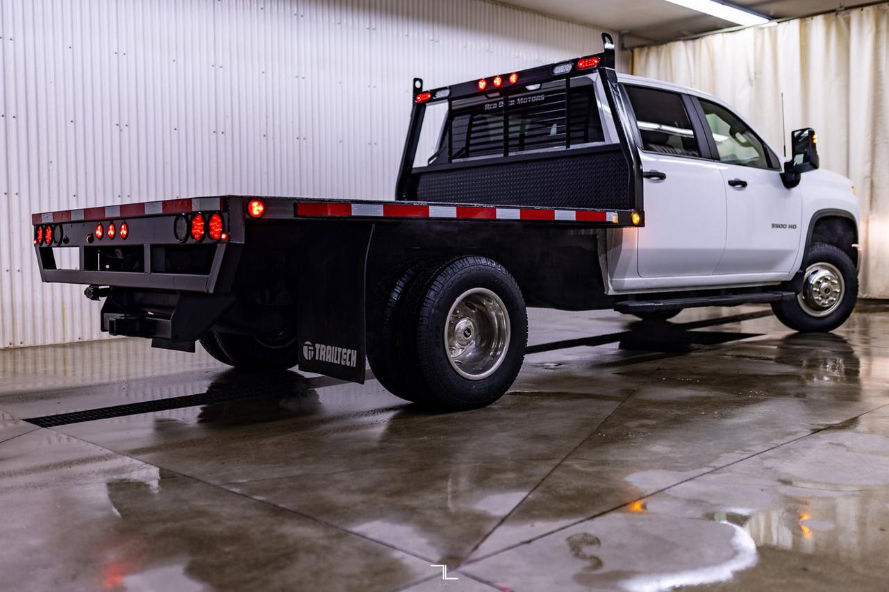 2022 Chevrolet Siverado 3500HD 4x4 Crew Cab WT Deck Dually BCam Red Deer AB