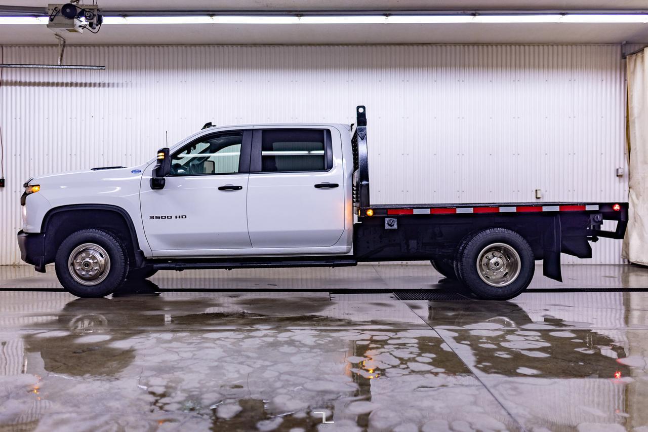2022 Chevrolet Siverado 3500HD 4x4 Crew Cab WT Deck Dually BCam Red Deer AB