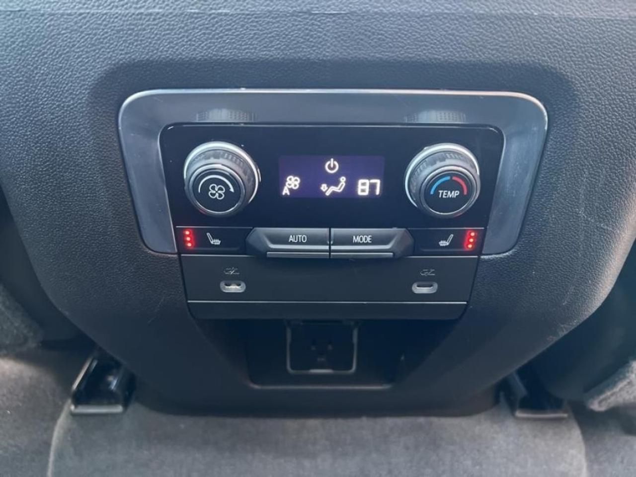 2022 Chevrolet Suburban 4WD 4dr RST Yonkers NY