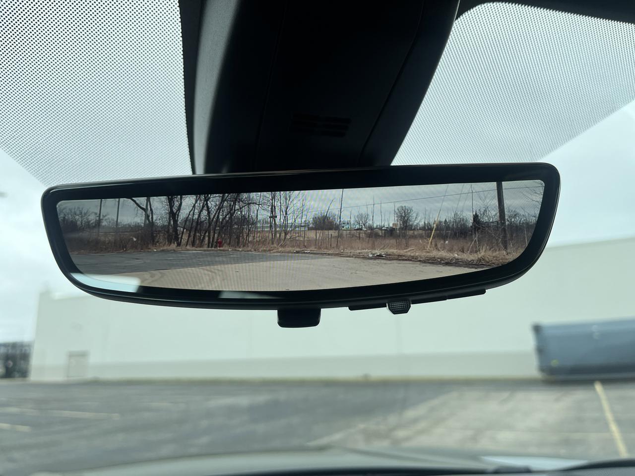 2022 Chevrolet Suburban High Country 4WD HC-Deluxe EnhTralerViewPkgs w/Sunroof 22s AdptvCrz PwrRetractStps BlackBowties Saukville WI