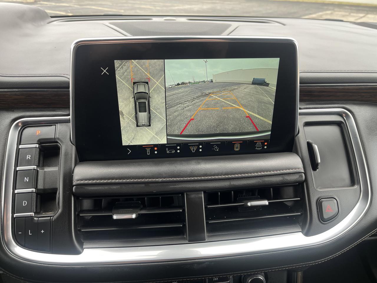 2022 Chevrolet Suburban High Country 4WD HC-Deluxe EnhTralerViewPkgs w/Sunroof 22s AdptvCrz PwrRetractStps BlackBowties Saukville WI