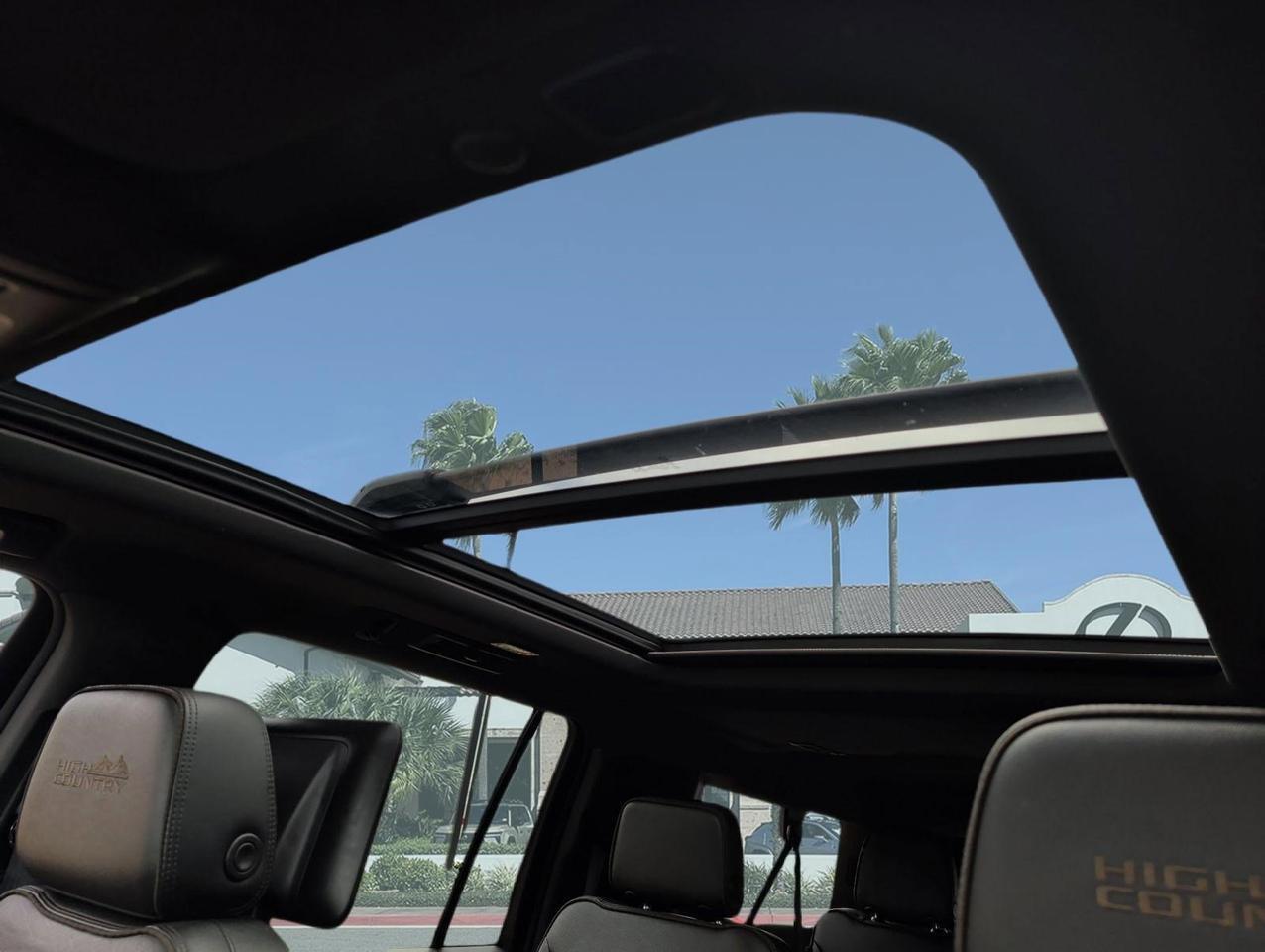 2022 Chevrolet Suburban High Country San Juan TX