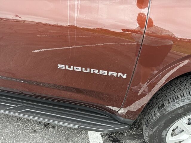 2022 Chevrolet Suburban LT  TX