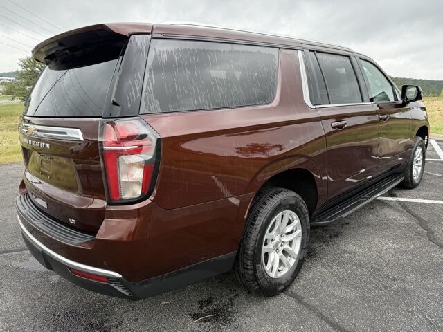 2022 Chevrolet Suburban LT  TX