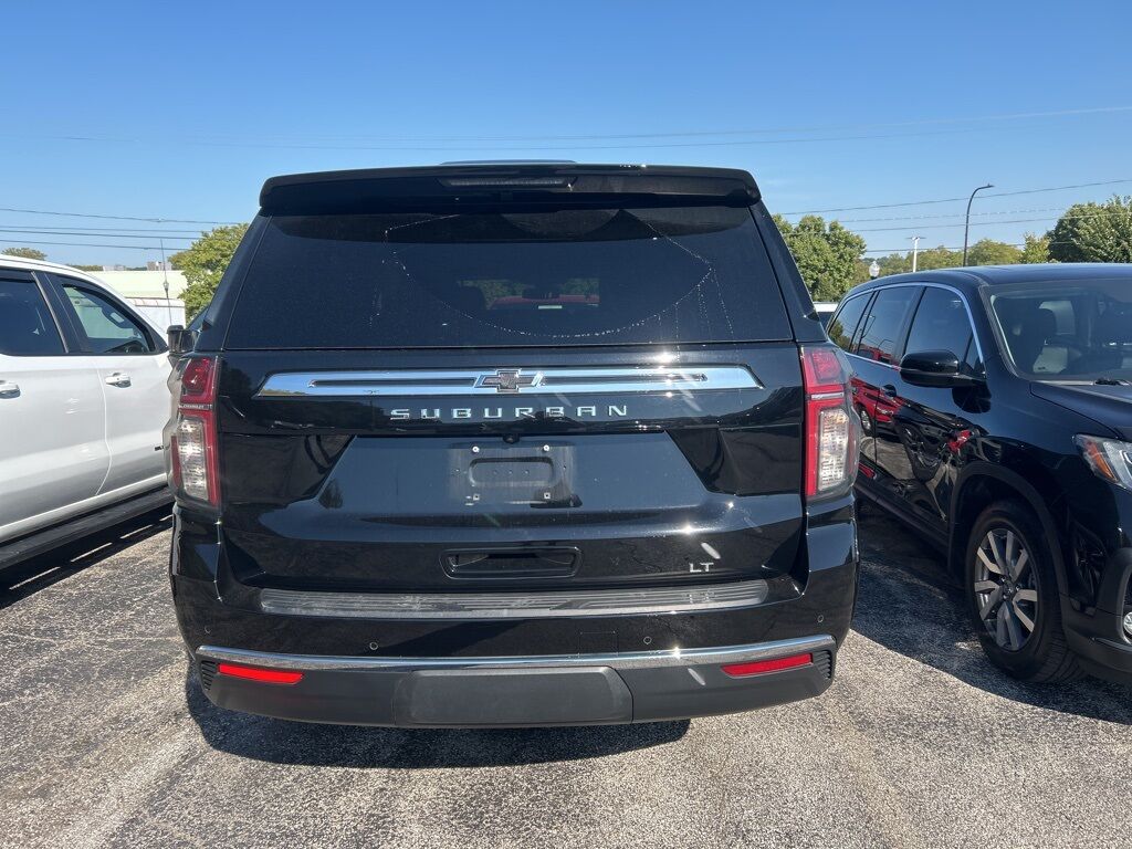 2022 Chevrolet Suburban LT Akron OH