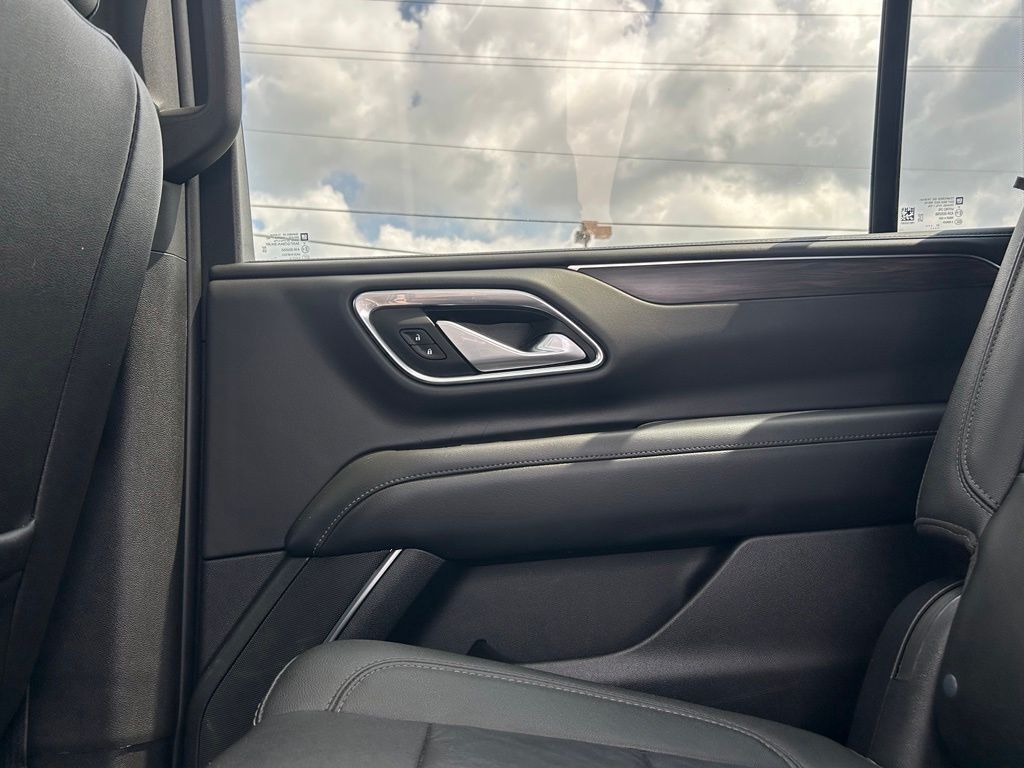 2022 Chevrolet Suburban LT Crestwood KY