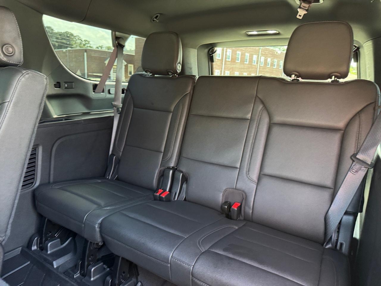 2022 Chevrolet Suburban LT, HEATED & COOLED SEATS, BOSE SPEAKERS, PANORAMIC SUNROOF, POWER THIRD ROW SEATS, APPLE CARPLAY, REMOTE START, KEYLESS ENTRY & START, CARFAX 1-OWNER VEHICLE, THIS SUV IS LOADED WITH FEATURES THE WHOLE FAMILY WILL LOVE, COME TEST DRIVE IT TODAY!!! Norfolk VA
