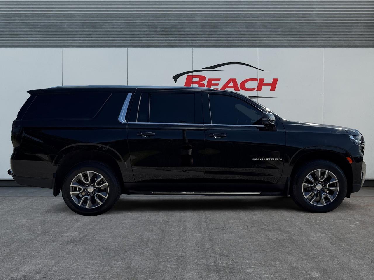 2022 Chevrolet Suburban LT, HEATED & COOLED SEATS, BOSE SPEAKERS, PANORAMIC SUNROOF, POWER THIRD ROW SEATS, APPLE CARPLAY, REMOTE START, KEYLESS ENTRY & START, CARFAX 1-OWNER VEHICLE, THIS SUV IS LOADED WITH FEATURES THE WHOLE FAMILY WILL LOVE, COME TEST DRIVE IT TODAY!!! Norfolk VA