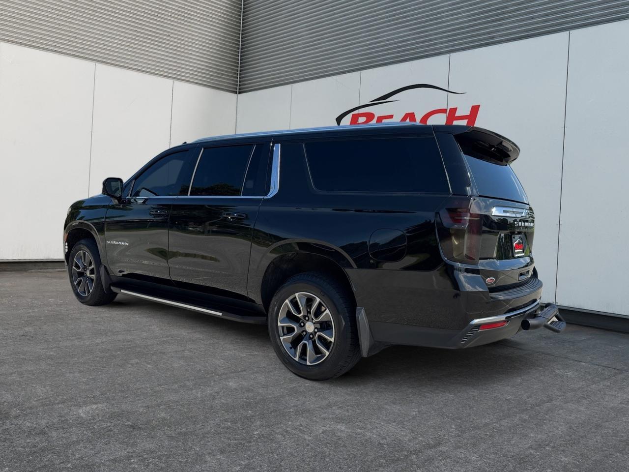 2022 Chevrolet Suburban LT, HEATED & COOLED SEATS, BOSE SPEAKERS, PANORAMIC SUNROOF, POWER THIRD ROW SEATS, APPLE CARPLAY, REMOTE START, KEYLESS ENTRY & START, CARFAX 1-OWNER VEHICLE, THIS SUV IS LOADED WITH FEATURES THE WHOLE FAMILY WILL LOVE, COME TEST DRIVE IT TODAY!!! Norfolk VA