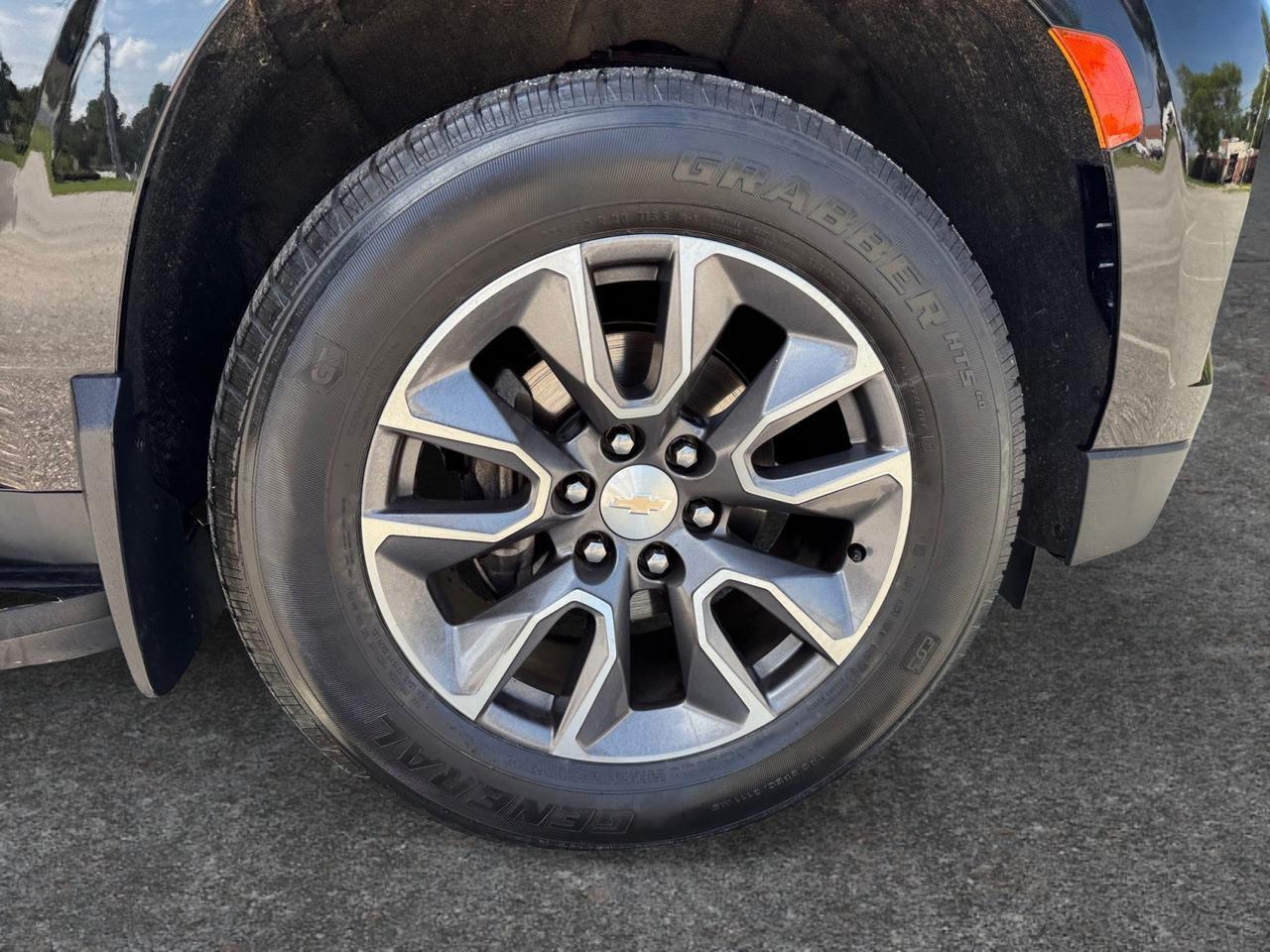 2022 Chevrolet Suburban LT, HEATED & COOLED SEATS, BOSE SPEAKERS, PANORAMIC SUNROOF, POWER THIRD ROW SEATS, APPLE CARPLAY, REMOTE START, KEYLESS ENTRY & START, CARFAX 1-OWNER VEHICLE, THIS SUV IS LOADED WITH FEATURES THE WHOLE FAMILY WILL LOVE, COME TEST DRIVE IT TODAY!!! Norfolk VA