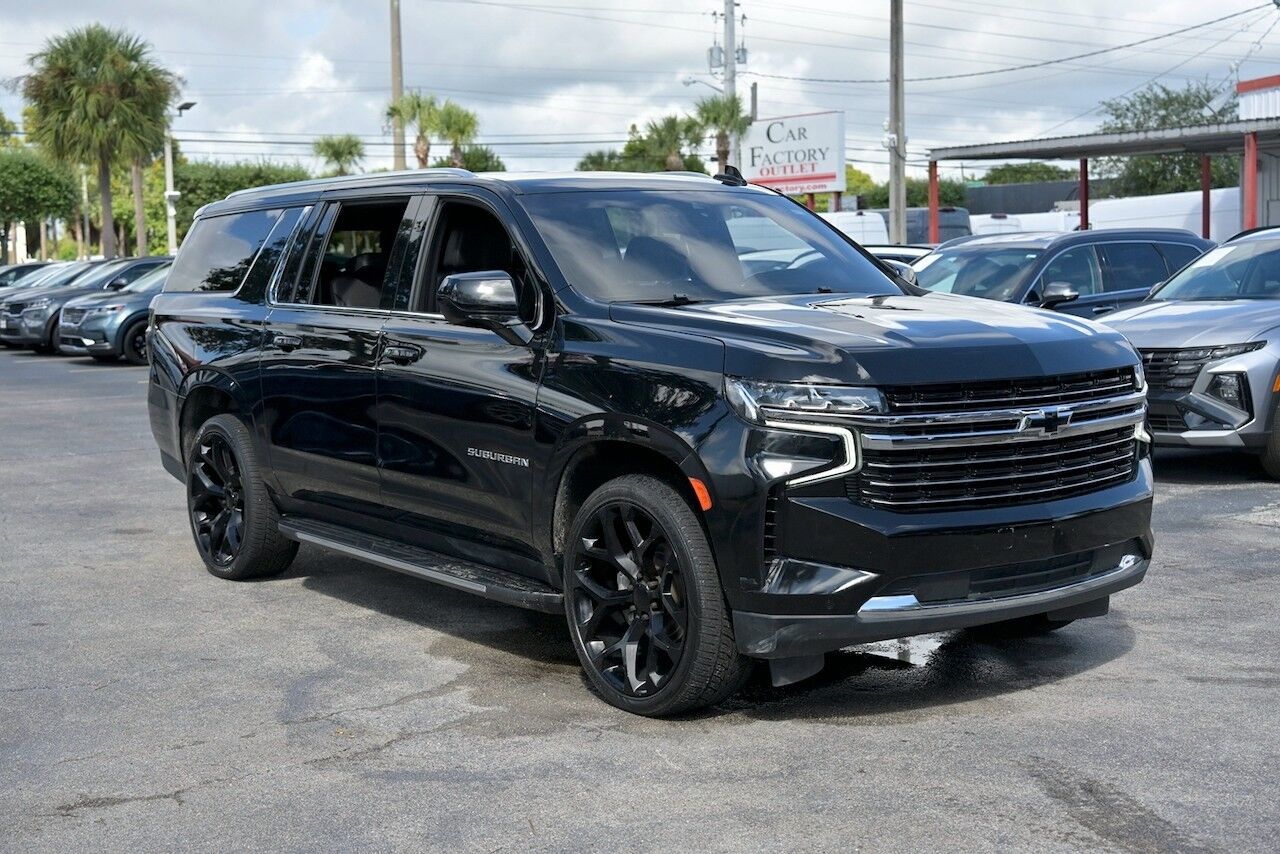 2022 Chevrolet Suburban LT