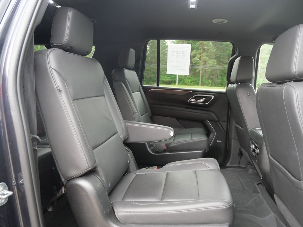 2022 Chevrolet Suburban LT Mt Pleasant MI