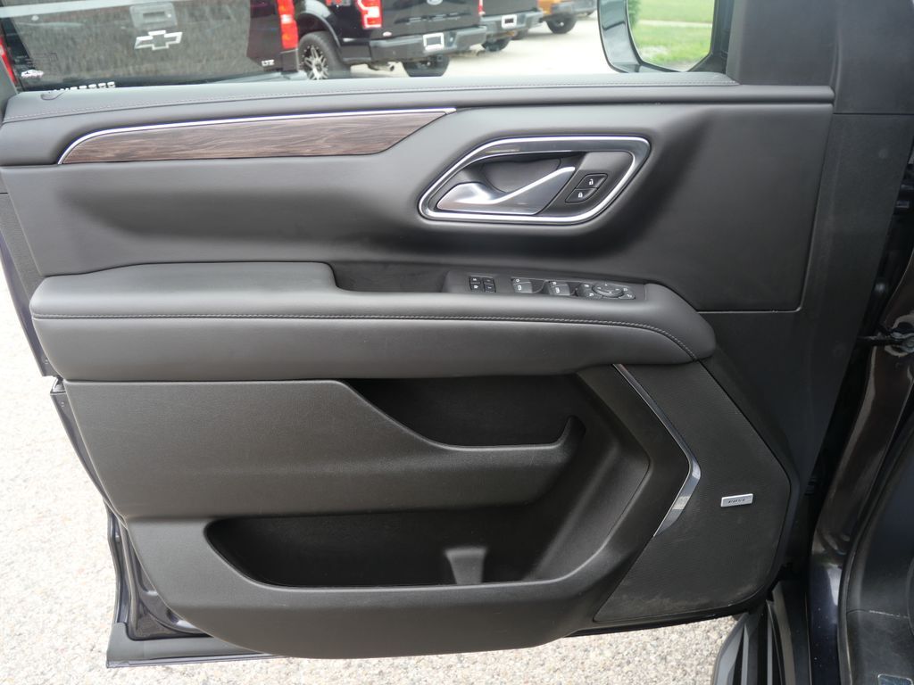 2022 Chevrolet Suburban LT Mt Pleasant MI