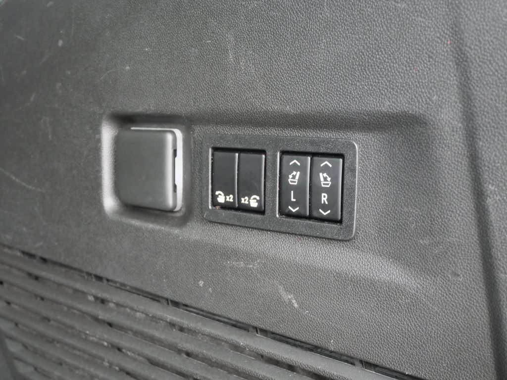 2022 Chevrolet Suburban LT Mt Pleasant MI