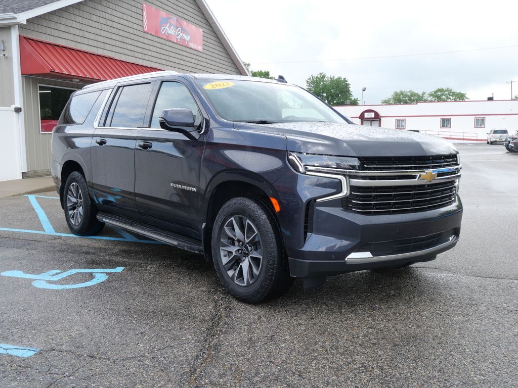 2022 Chevrolet Suburban LT Mt Pleasant MI