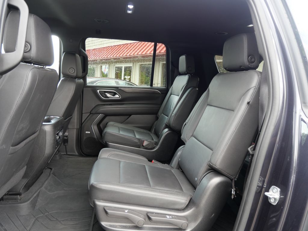 2022 Chevrolet Suburban LT Mt Pleasant MI