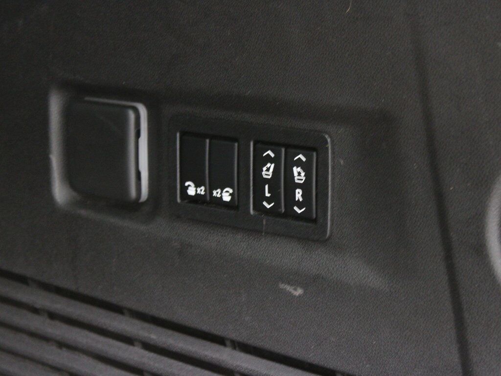 2022 Chevrolet Suburban RST 4WD 7 Passenger Fond du Lac WI