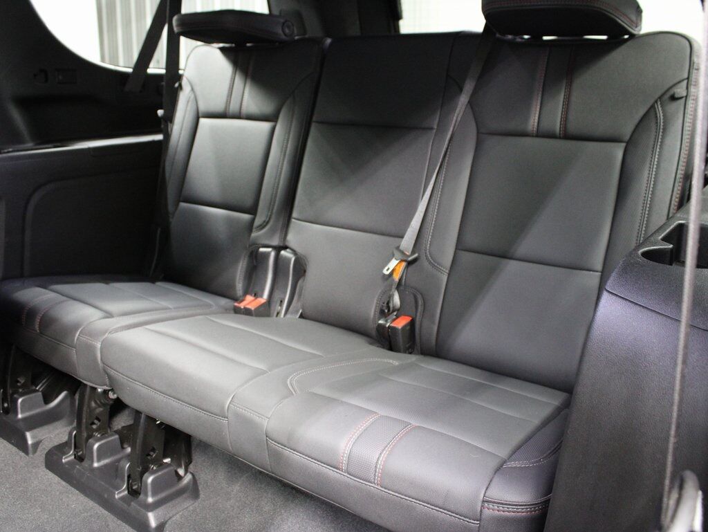 2022 Chevrolet Suburban RST 4WD 7 Passenger Fond du Lac WI