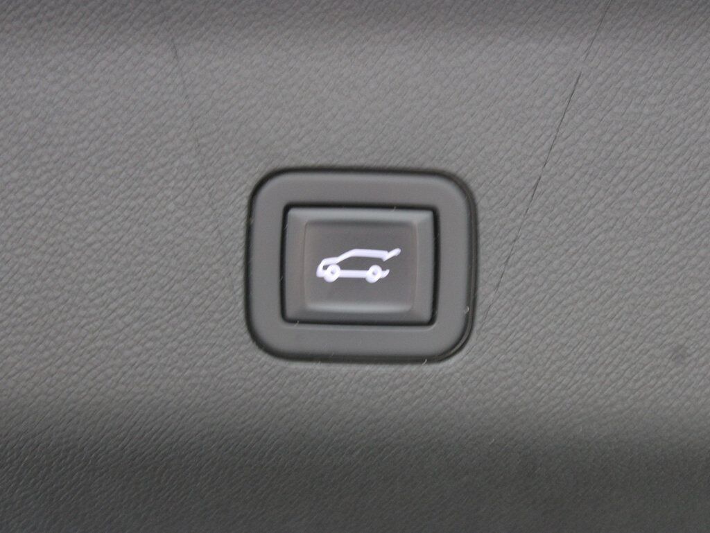 2022 Chevrolet Suburban RST 4WD 7 Passenger Fond du Lac WI