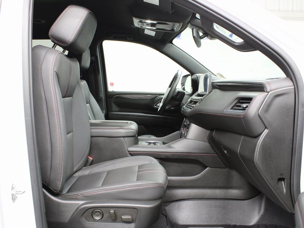 2022 Chevrolet Suburban RST 4WD 7 Passenger Fond du Lac WI