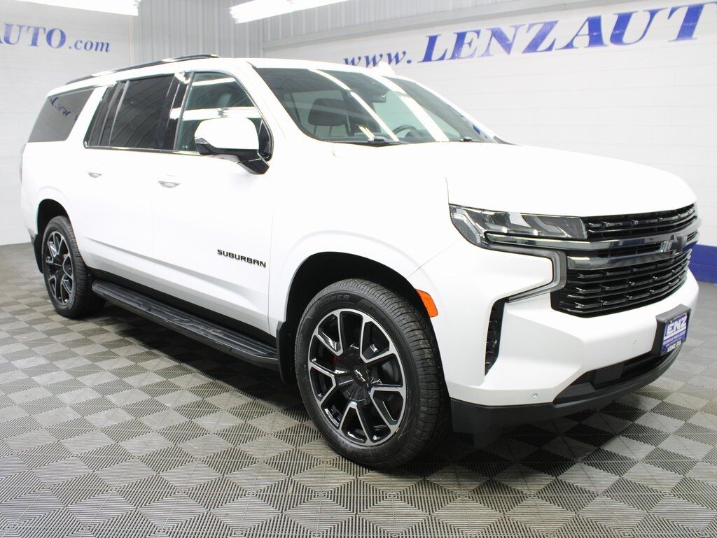 2022 Chevrolet Suburban RST 4WD 7 Passenger Fond du Lac WI