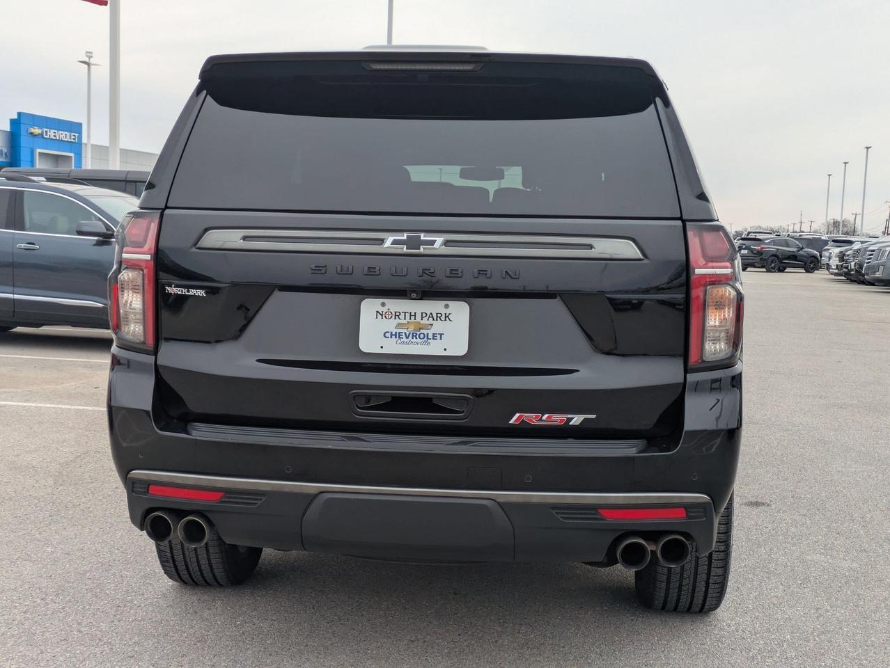 2022 Chevrolet Suburban RST Castroville TX