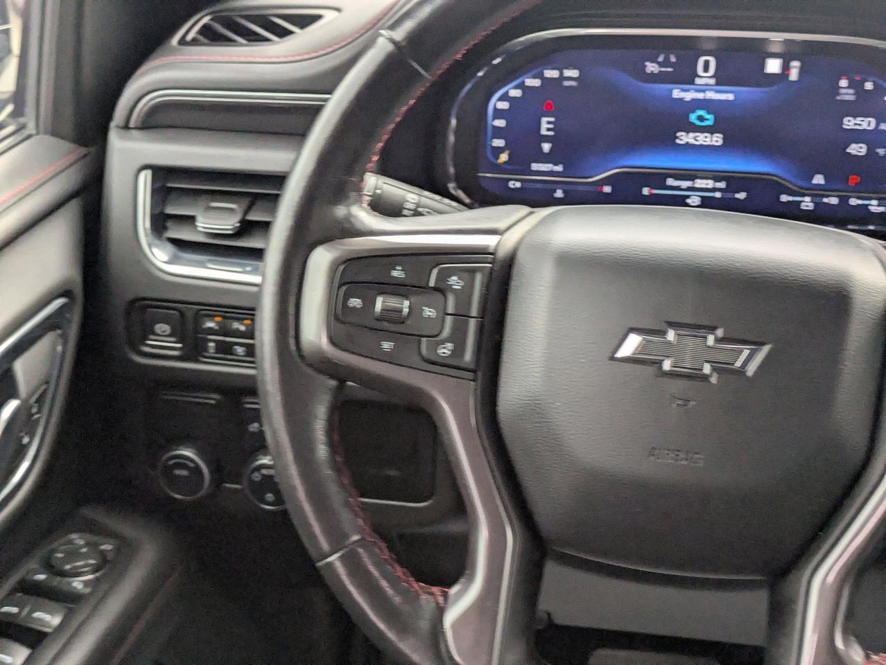 2022 Chevrolet Suburban RST Castroville TX