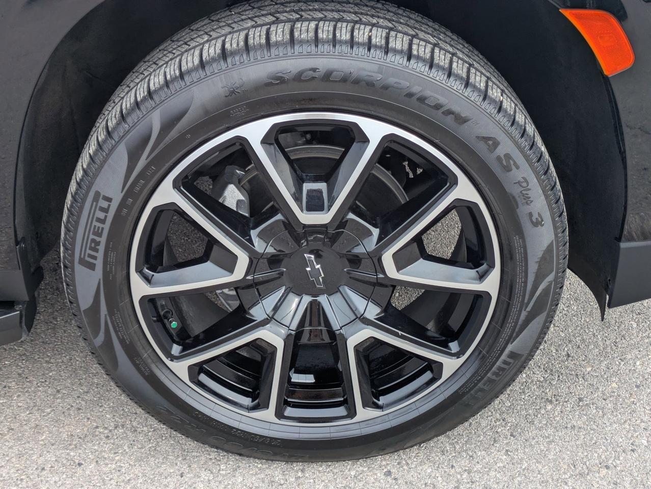 2022 Chevrolet Suburban RST Castroville TX