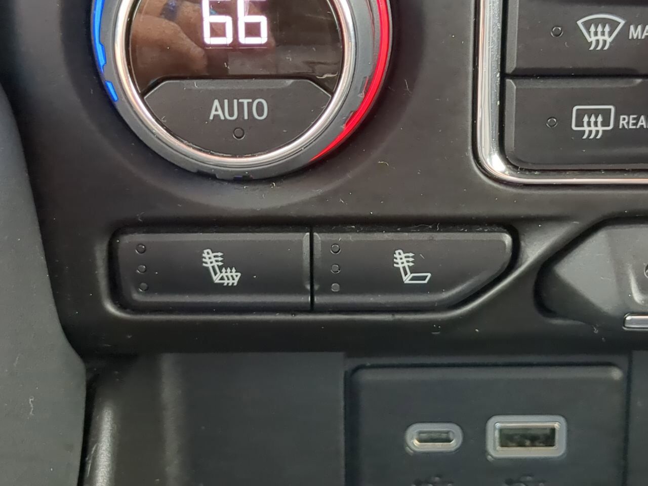 2022 Chevrolet Suburban RST Winder GA
