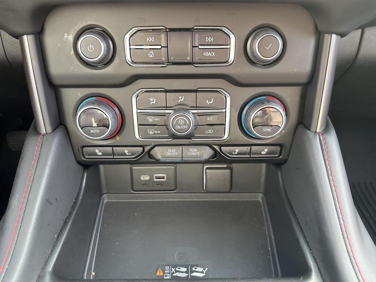 2022 Chevrolet Suburban RST Chantilly VA