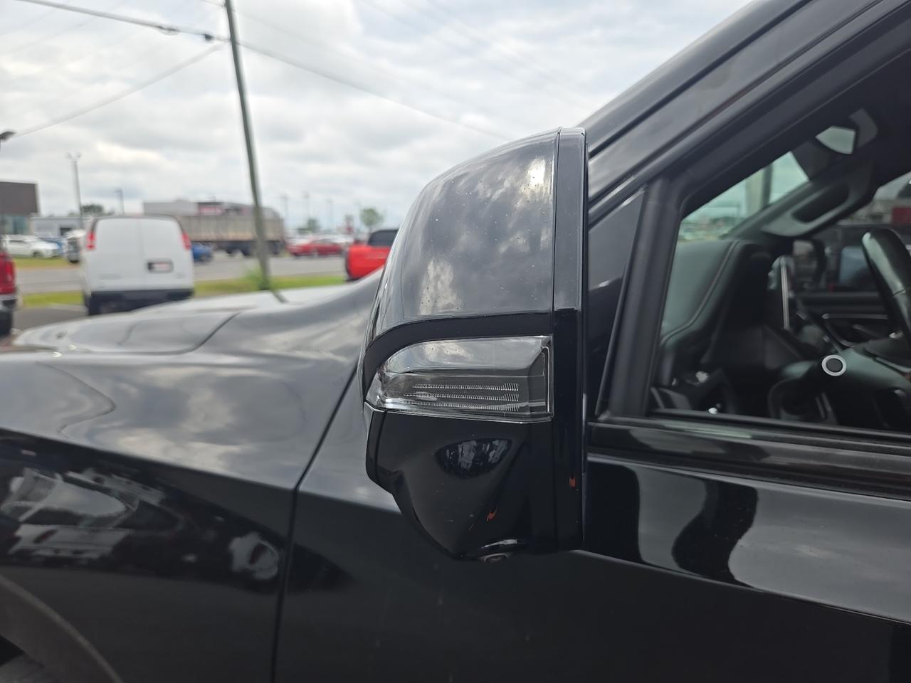 2022 Chevrolet Suburban RST Fredericksburg VA