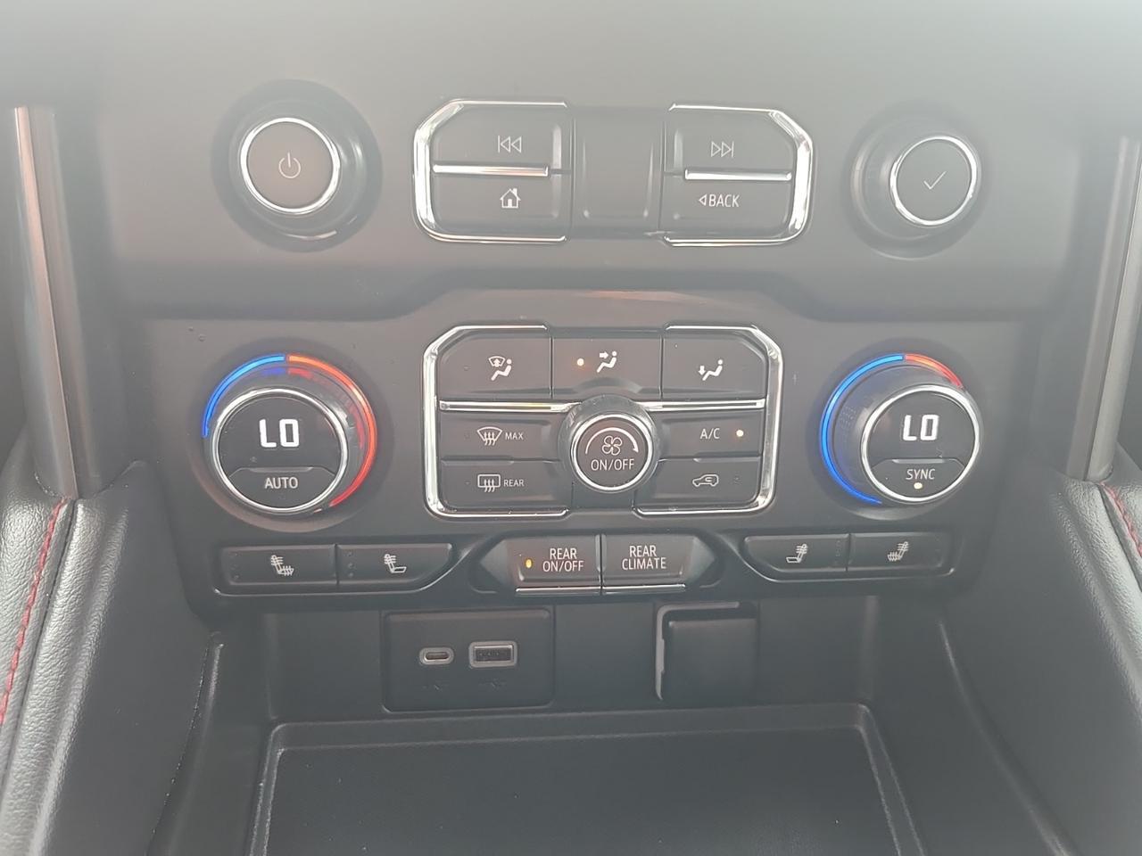 2022 Chevrolet Suburban RST Fredericksburg VA