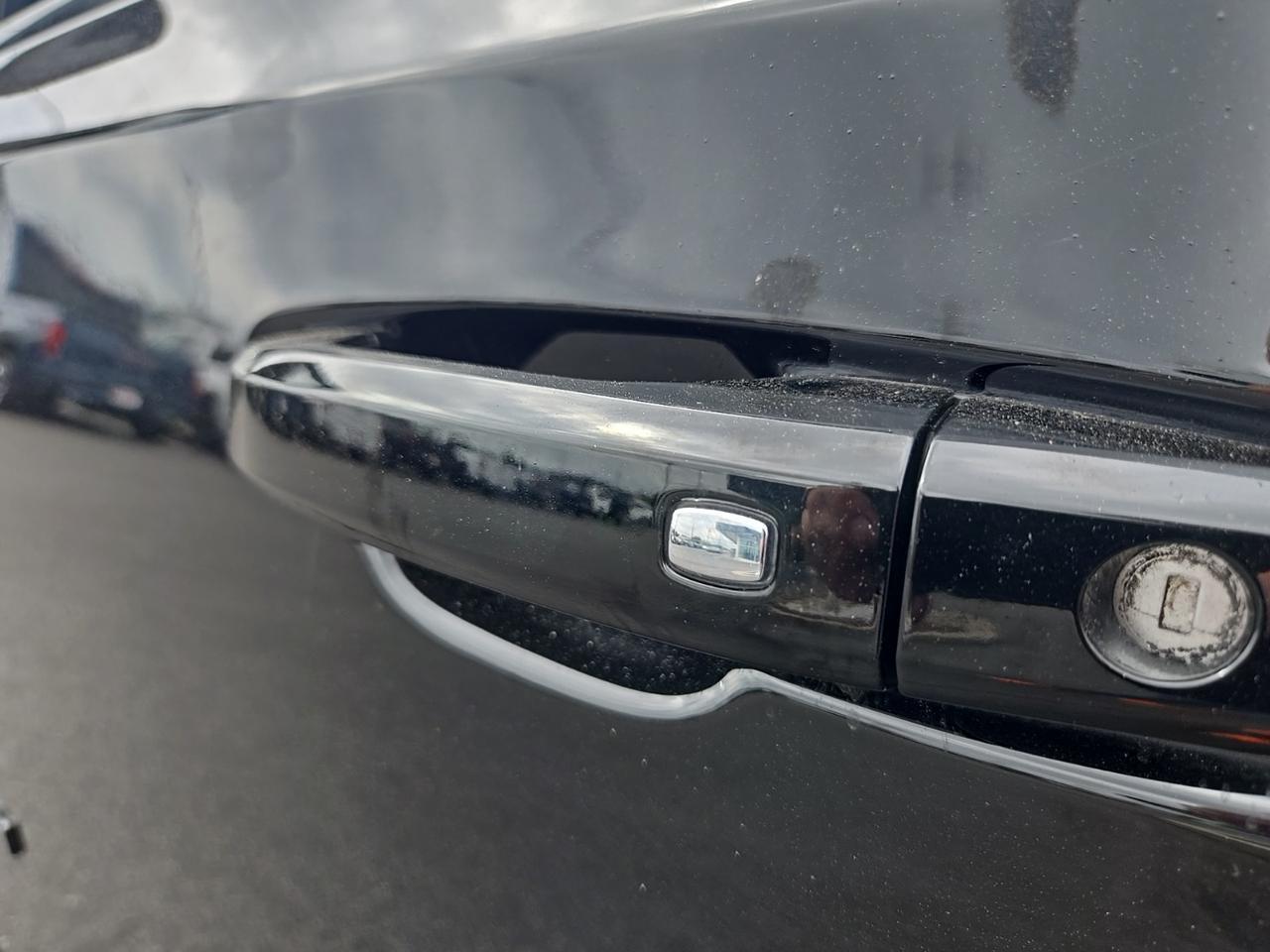 2022 Chevrolet Suburban RST Fredericksburg VA