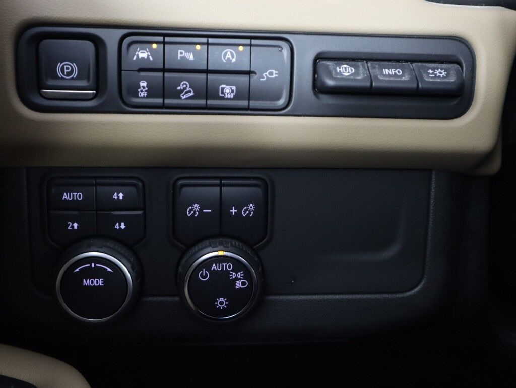 2022 Chevrolet Tahoe 4WD 4dr Premier w/ Panoramic Sunroof Maumee OH