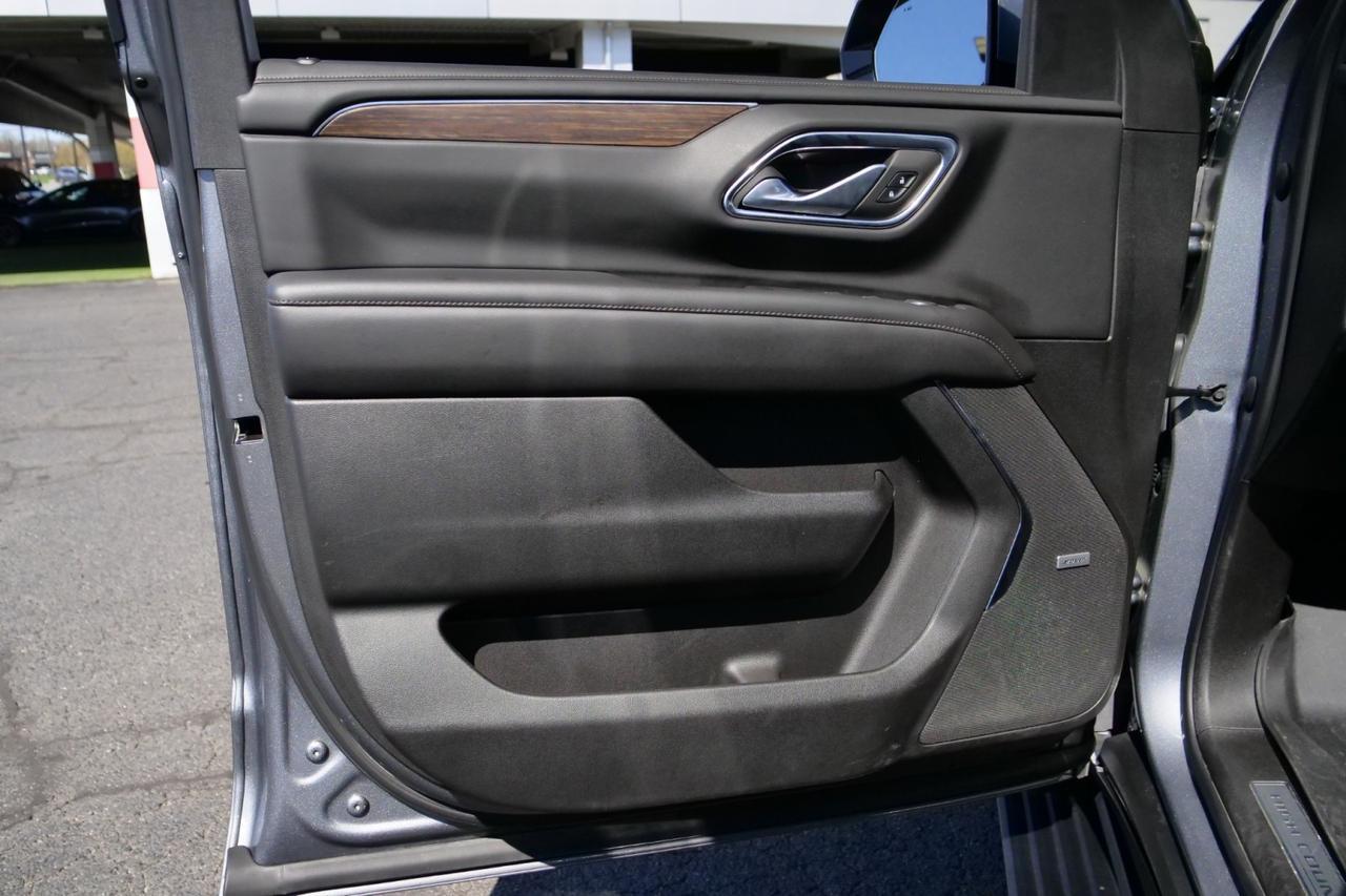 2022 Chevrolet Tahoe High Country / 4WD / Air Suspension / Trailering Package! High Point NC