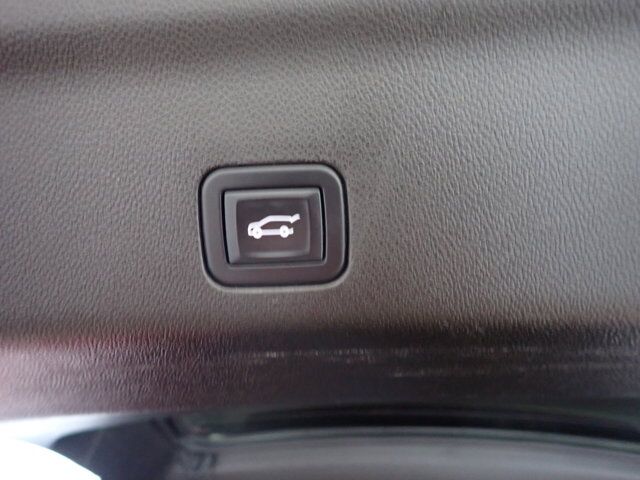 2022 Chevrolet Tahoe High Country 4WD LEATHER NAVI SUNROOF Listowel ON