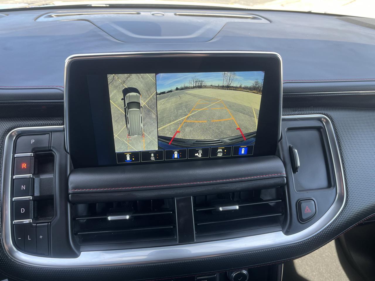 2022 Chevrolet Tahoe RST 4WD LuxuryPkg w/Sunroof 2ndRowBuckets HtdMemLthr HD-SurroundVision Saukville WI
