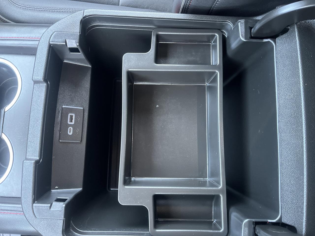 2022 Chevrolet Tahoe RST 4WD LuxuryPkg w/Sunroof 2ndRowBuckets HtdMemLthr HD-SurroundVision Saukville WI