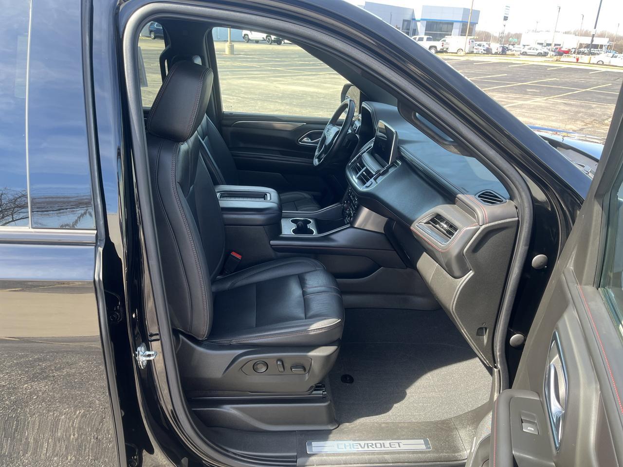 2022 Chevrolet Tahoe RST 4WD LuxuryPkg w/Sunroof 2ndRowBuckets HtdMemLthr HD-SurroundVision Saukville WI