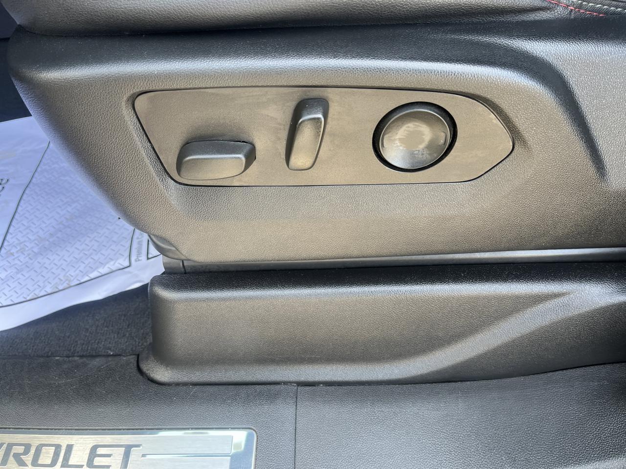 2022 Chevrolet Tahoe RST 4WD LuxuryPkg w/Sunroof 2ndRowBuckets HtdMemLthr HD-SurroundVision Saukville WI