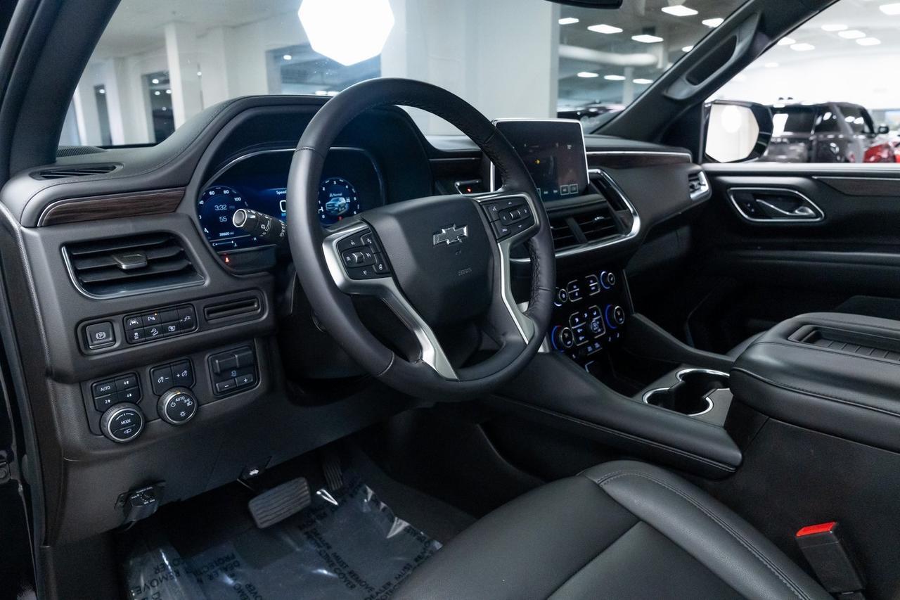 2022 Chevrolet Tahoe Z71 6.2L 7 Passenger Off-Road Performance Package Rear Ente Portland OR