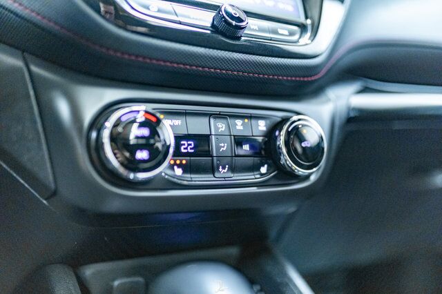 2022 Chevrolet Trailblazer AWD RS Roof BCam Red Deer AB