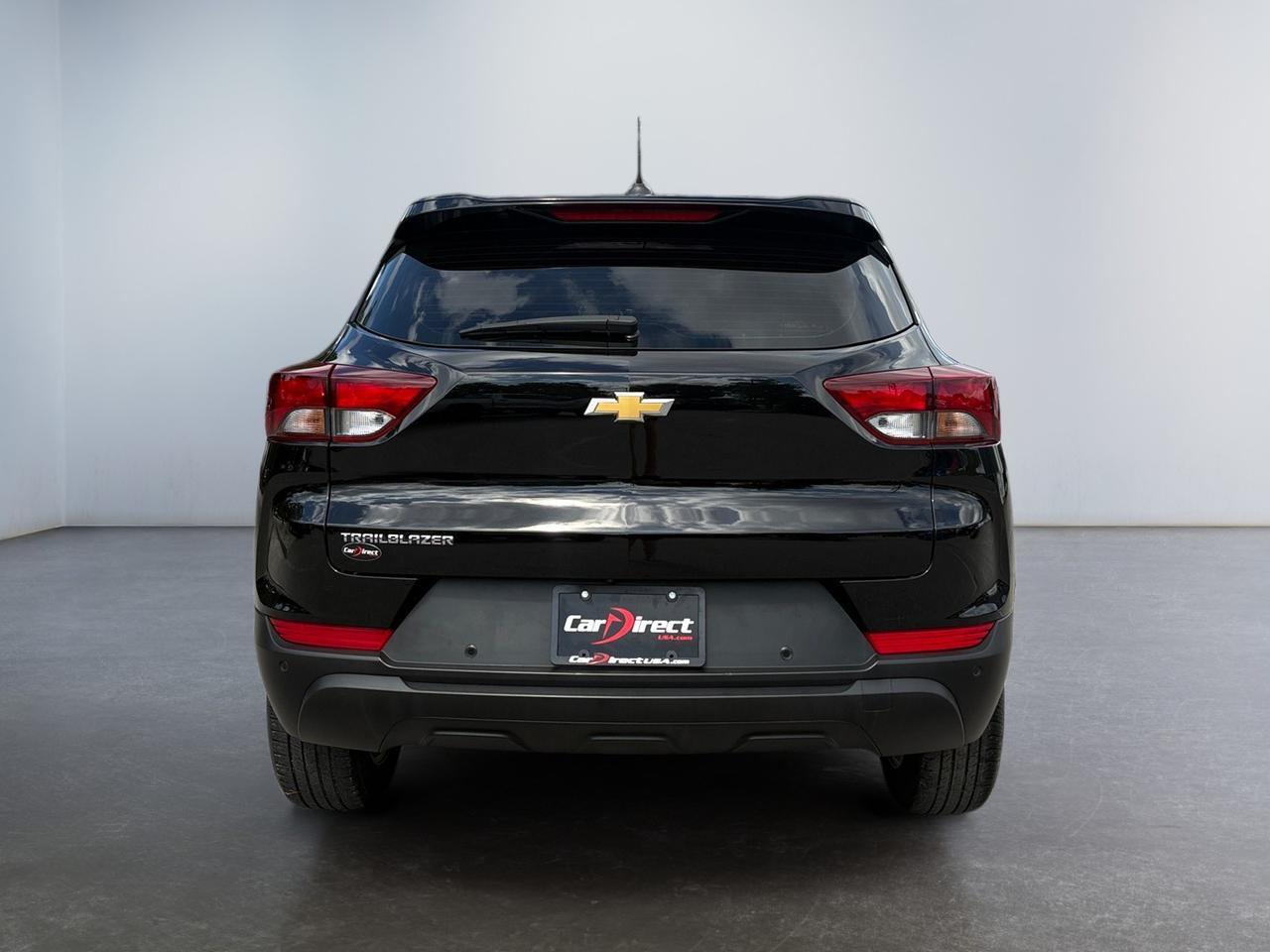 2022 Chevrolet Trailblazer LS, REMOTE START, KEYLESS ENTRY, AUTO START/STOP, BLIND SPOT ALERT, FORWARD COLLISION WARNING, LANE DEPARTURE ASSIST, BACKUP CAMERA, PARKING SENSORS, APPLE CARPLAY/ANDROID AUTO, CLEAN CARFAX, BLAZE THE ROAD! Virginia Beach VA