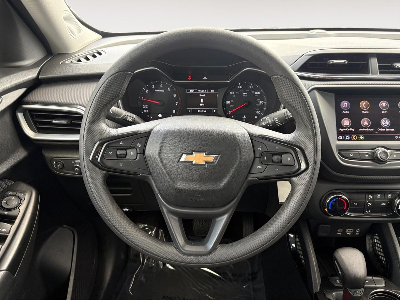 2022 Chevrolet Trailblazer LS, REMOTE START, KEYLESS ENTRY, AUTO START/STOP, BLIND SPOT ALERT, FORWARD COLLISION WARNING, LANE DEPARTURE ASSIST, BACKUP CAMERA, PARKING SENSORS, APPLE CARPLAY/ANDROID AUTO, CLEAN CARFAX, BLAZE THE ROAD! Virginia Beach VA