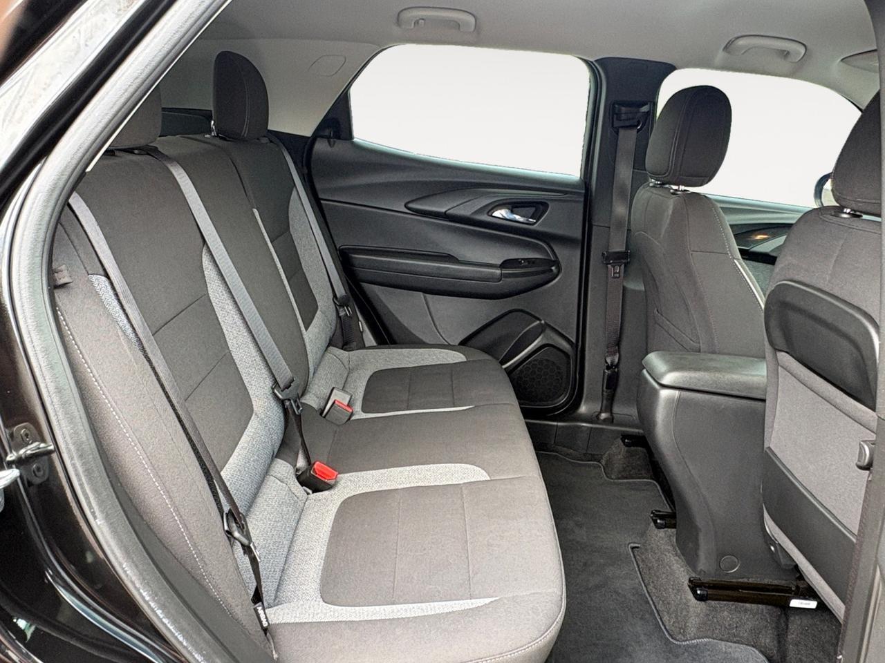 2022 Chevrolet Trailblazer LS, REMOTE START, KEYLESS ENTRY, AUTO START/STOP, BLIND SPOT ALERT, FORWARD COLLISION WARNING, LANE DEPARTURE ASSIST, BACKUP CAMERA, PARKING SENSORS, APPLE CARPLAY/ANDROID AUTO, CLEAN CARFAX, BLAZE THE ROAD! Virginia Beach VA