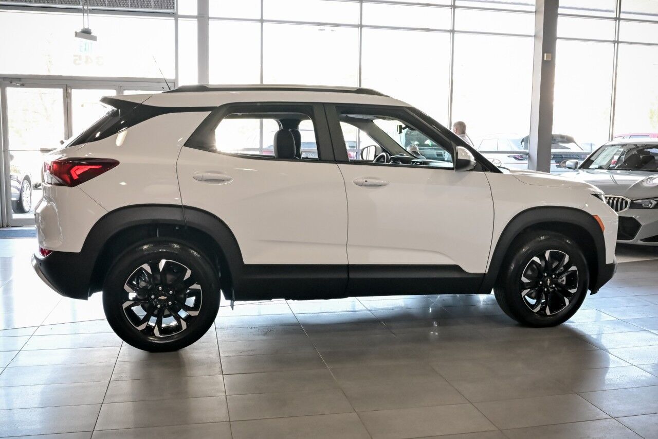 2022 Chevrolet Trailblazer LT photo 4