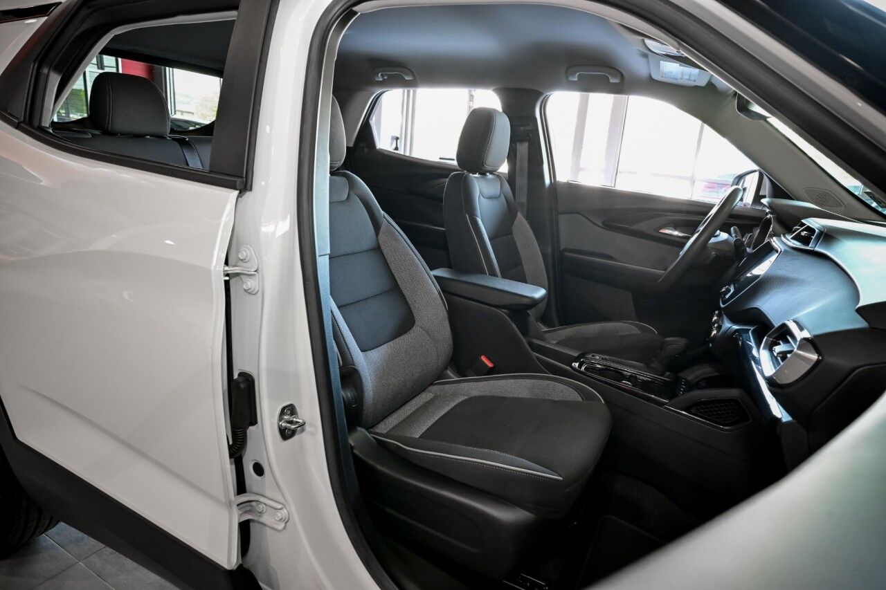 2022 Chevrolet Trailblazer LT photo 25