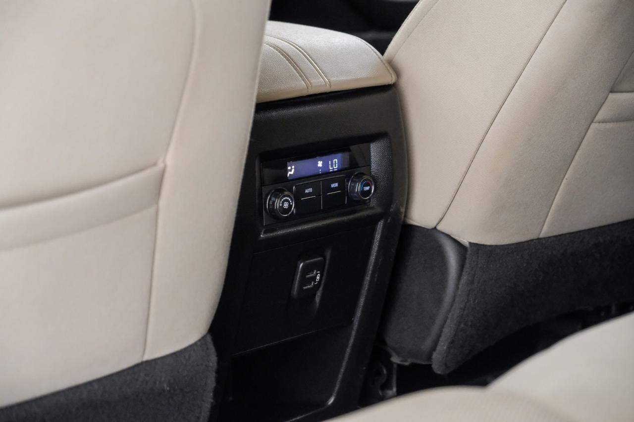 2022 Chevrolet Traverse AWD LS LANE DEPARTURE FORWARD COLLISION ALERT REAR CAMERA KEYLES Carrollton TX