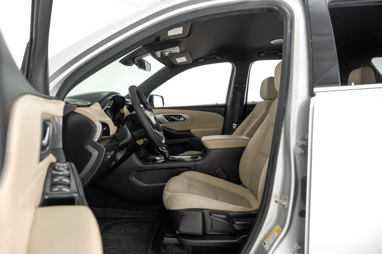 2022 Chevrolet Traverse AWD LS LANE DEPARTURE FORWARD COLLISION ALERT REAR CAMERA KEYLES Carrollton TX