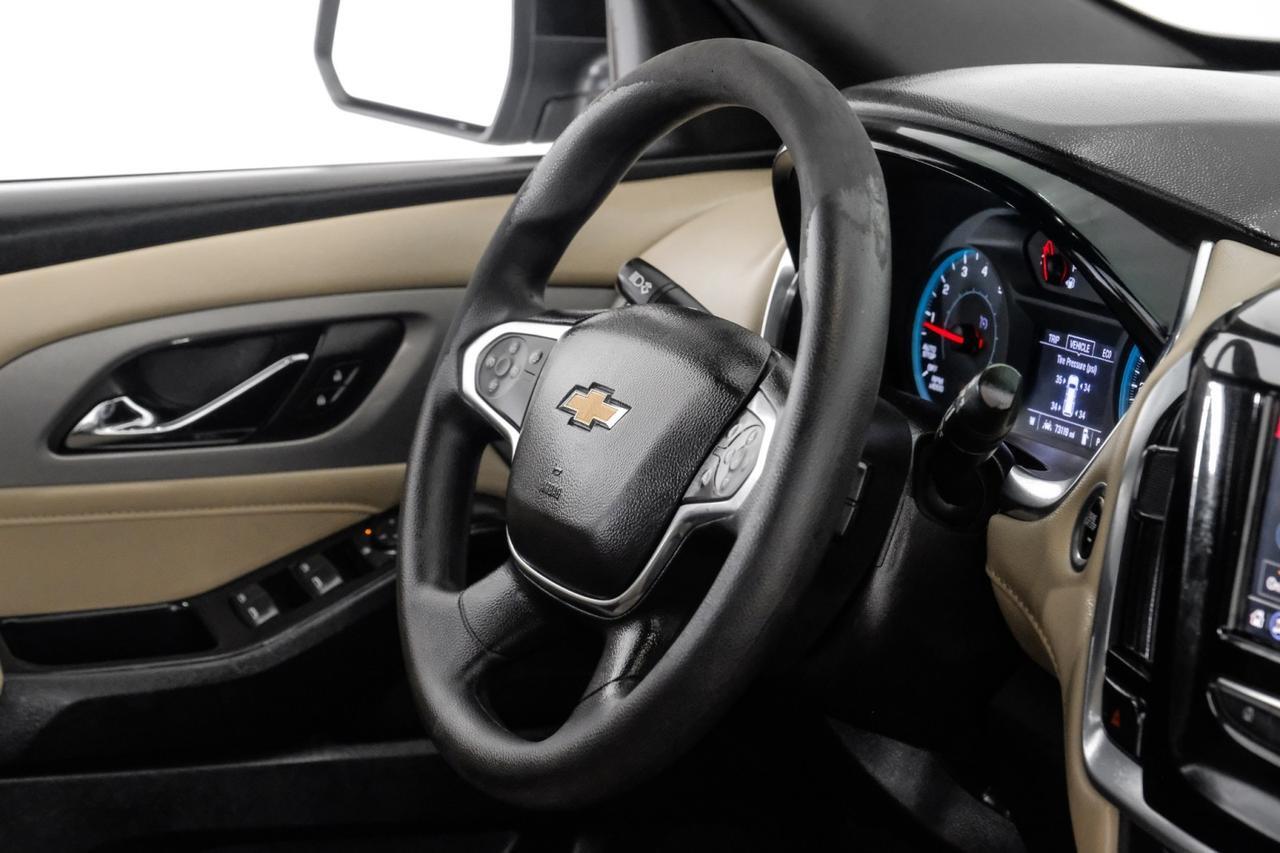 2022 Chevrolet Traverse AWD LS LANE DEPARTURE FORWARD COLLISION ALERT REAR CAMERA KEYLES Carrollton TX